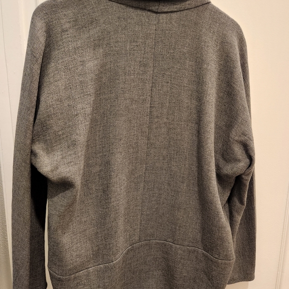 Aritzia/Wilfred Blazer Small - Picture 4 of 4